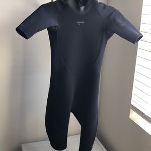 juniors 12 body glove wetsuit